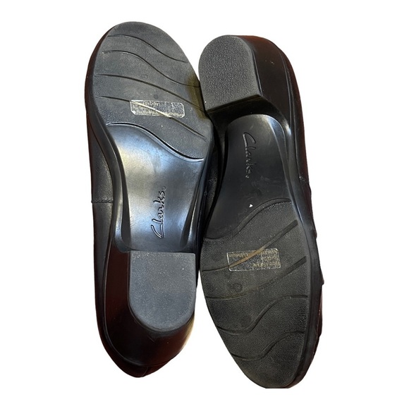 Clark's Bendables Black Leather Closed Toe Heeled Shoes Women's 9.5 - Picture 8 of 8